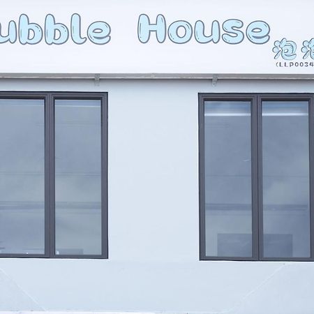 Апартаменты Bubble House Semporna 泡泡屋 Экстерьер фото